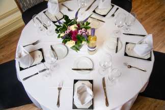 Round table place setting