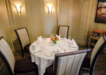 Round table Private Dining Room