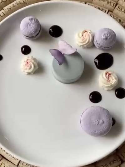 Cremeux, Macarons, Lavender Butterfuly