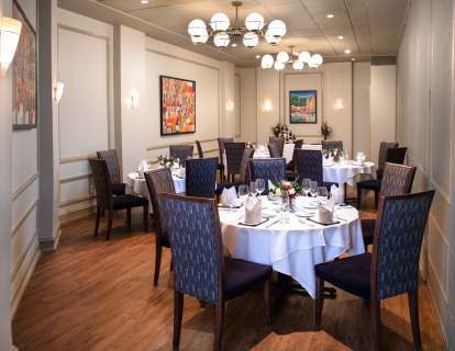 Round tables, Seats 36 guests for a seated dinner, 50 guests for a reception
