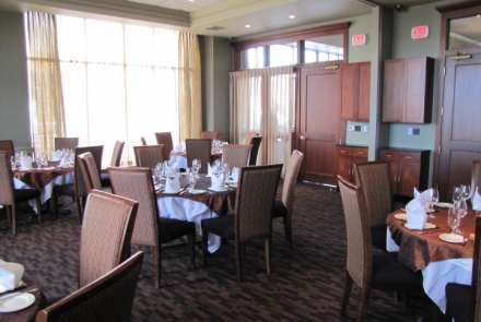 When combined and set with round tables, the Washington, Chestnut, and Newbury Rooms seat 85